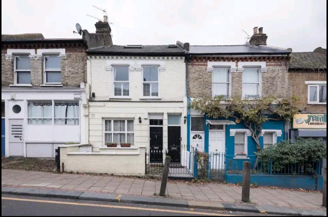 Stylish Room With Private Bath & Terrace In Super Central Clapham Junction Minutes From Victoria, Waterloo London Exteriör bild
